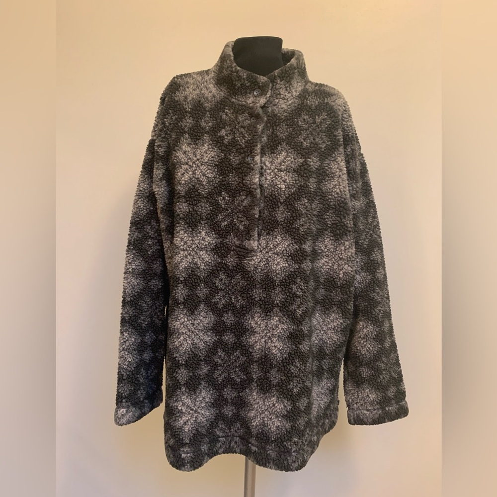 LL Bean Vintage Pullover Fleece-Gray Snowflake-Partial Button Close-XL - Picture 1 of 7